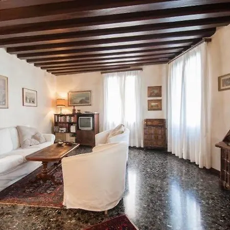 Ca' Vecchio Pozzo Appartement *